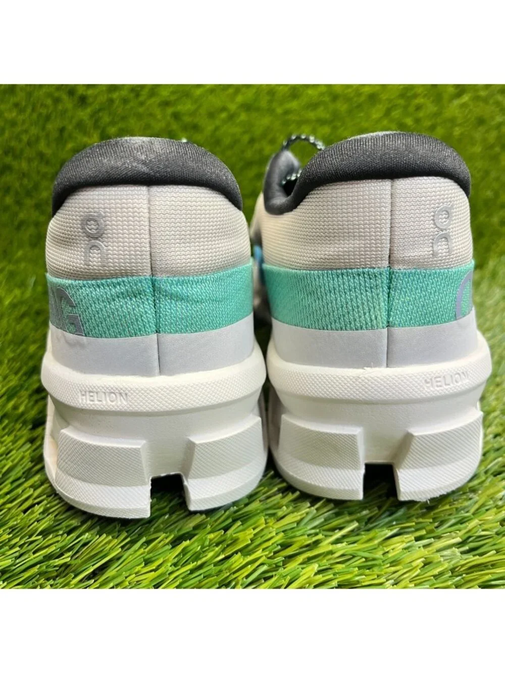 On Cloudmonster 2 Womens Size 7.5 Cream Blue Athletic Running Shoes Sneakers